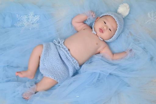 梅州摸孕妇肚子沾喜气